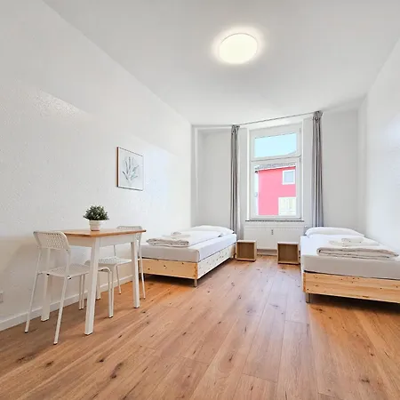 Tolstov - 3 - 25 Min Zur Messe Dus * دوسبرغ