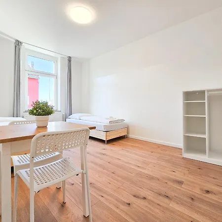 شقة Tolstov - 3 - 25 Min Zur Messe Dus