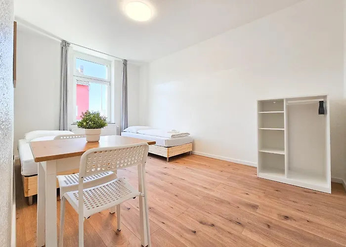 公寓 Tolstov - 3 - 25 Min Zur Messe Dus