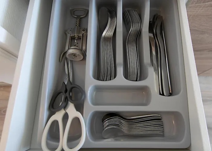 Tolstov - 3 - 25 Min Zur Messe Dus Daire Duisburg